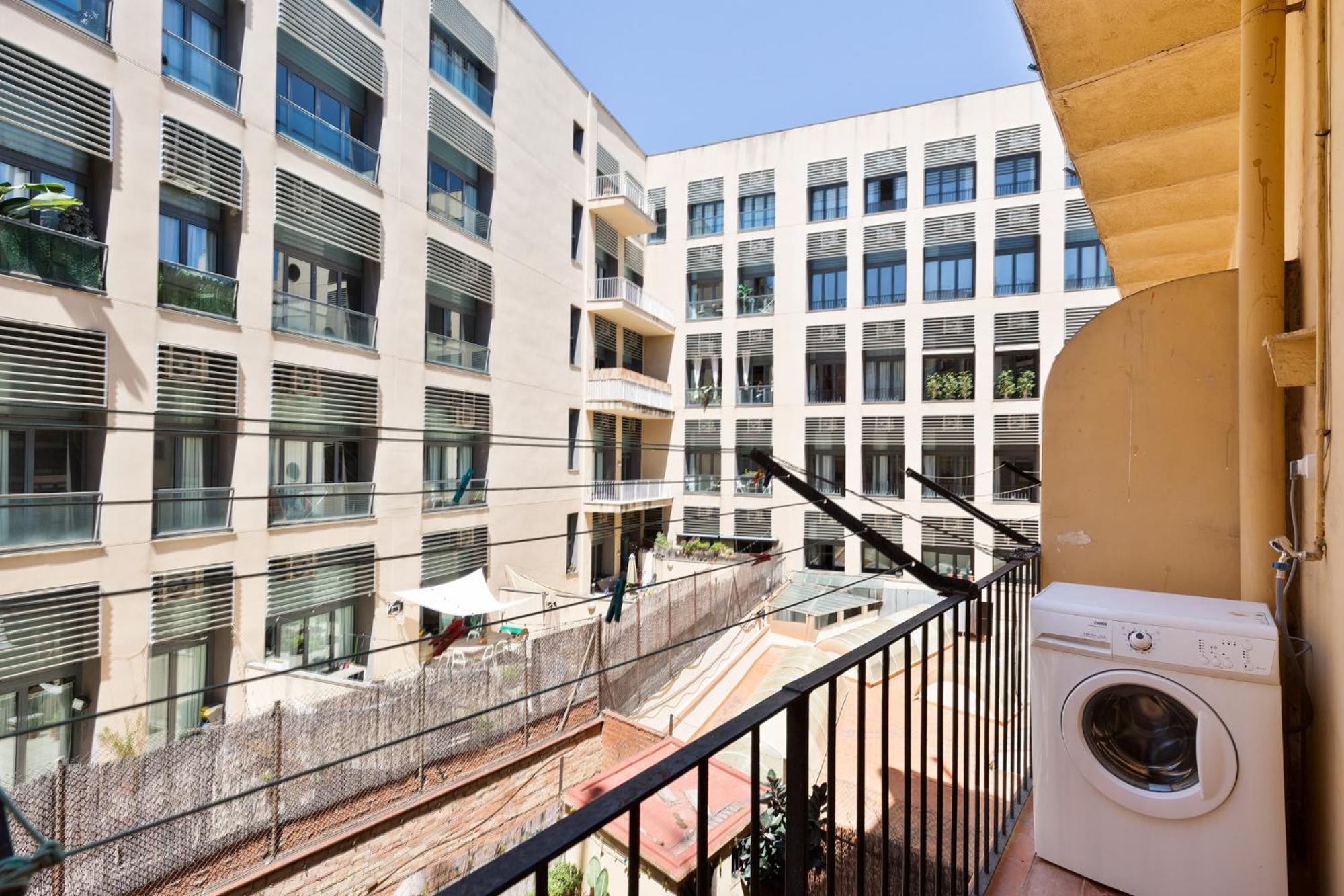 Stay U-Nique Apartments Mistral برشلونة المظهر الخارجي الصورة